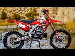 Project 2017 Dual Exhaust Honda Cr500 2 Stroke Dirt Bike Magazine Youtube 2 Stroke Dirt Bike Dirt Bike Magazine Suzuki Dirt Bikes