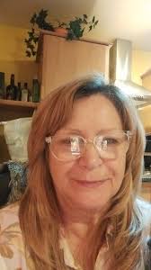 Hi all! Dull woman at approximately age 5.