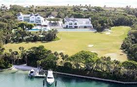 Tiger woods tiger woods house pga tour tiger tracker jupiter island. Tiger Woods 60 Million Mansion On Jupiter Island Florida Tiger Woods House Florida Mansion Celebrity Houses