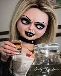 I am am the night, but| want to be cuddled"