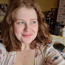 Clare Stone 🇵🇸 (@dualreadsclare) • Instagram photos and videos