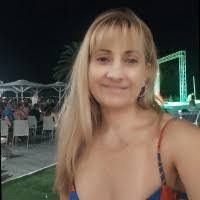 Yolanda Valiente's Instagram, Twitter & Facebook