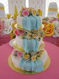 Kombinasi warna kek kahwin yang bakal serikan majlis resepsi. Yus Great Idea 002082560 K Bakes With Love Kek Kahwin 3 Tingkat Fondant