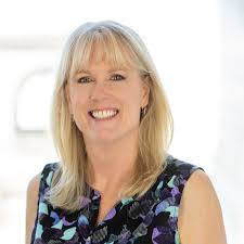 Traci Stout's Instagram, Twitter & Facebook