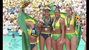 Alison e emanuel no pódio nas olimpiadas 2012. Ouro E Prata Do Volei De Praia Feminino Nas Olimpiadas Em 1996 Radio Bandeirantes Youtube