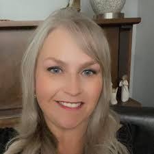 Connie Cantin's Instagram, Twitter & Facebook