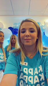 Amber Jeffcoat's Instagram, Twitter & Facebook