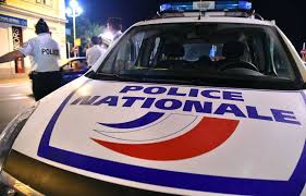 Tous nos avis sont soumis à modération. Nice Tensions Dans Le Quartier De L Ariane Apres Le Meurtre D Un Jeune