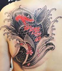 Shoulder Back Koi Fish Tattoos Koi Baligi Dovmeleri Koi Baligi Dovmesi Koi Dovme