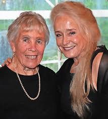 Clyde Berger's Instagram, Twitter & Facebook