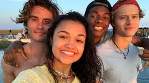Jul 26, 2021 · fans of netflix's outer banks are hoping for a third season of the hit tv show. Lcqabbvzuojxdm