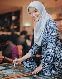 Lelaki kiriman tuhan berkongsi kelemahan dan kekurangannya. Biodata Mira Filzah Pelakon Drama Lelaki Kiriman Tuhan Iluminasi
