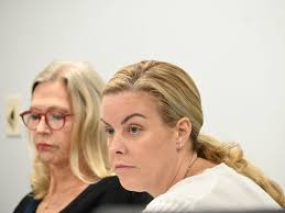 Erin Crowley's Instagram, Twitter & Facebook