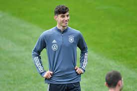 To say a lot more about him after last season would be like carrying coals to newcastle. Kai Havertz Reist Selbstbewusst Zur Em Plotzlich Champion Sport Tagesspiegel