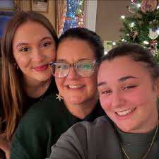 How to get leaves into the dump without a sticker?