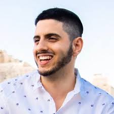 Danielle LeFevers (@MissLeFevers)