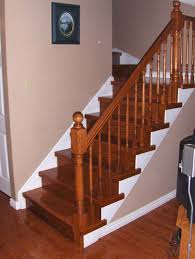 If you're looking out for some inspiring wooden staircase railing ideas then you've come to the right place! Astonishing Gorgeous And Beautiful Wooden Stair Railing Ideas With Traditional Stair Finished Idea Indiew Staircase Railing Design Railing Design Wood Stairs