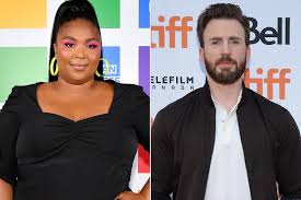 Christopher robert evans june 13, 1981 in boston, massachusetts) is an american actor. Lizzo Drunkenly Shoots Her Shot With Chris Evans And Her Sober Reaction Is Hilarious Ew Com
