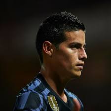 Real Madrid want €75 million to let James go, Manchester United and Chelsea  interested