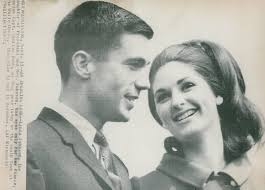 Amazon.com: Vintage photo of Lynda Bird Johnson and Capt. Charles Robb. :  Hogar y Cocina