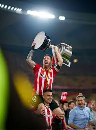 Adrian Matute (@AdrianMatute)