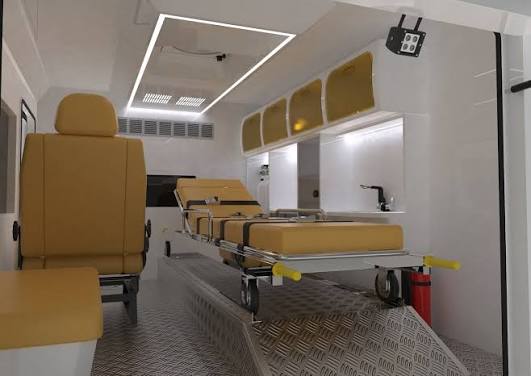 Interior kabin pasien Ambulance Hilux Rangga