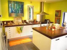 Decoration ديكور مطابخ باللون الاصفر المبهج