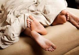 طلب مقابلة أسماء الأسد.. فيديو جنسي مشين لضابط سوري كبير مع زوجة زميله -  وطن. يغرد خارج السرب