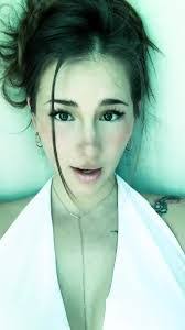 Jeri Nelson's Instagram, Twitter & Facebook