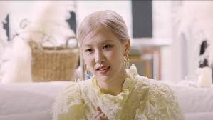 On the set of vogue's april 2021 cover shoot, we quizzed rosé on everything from her australian roots to her secret talent. Blackpink S Rose Relives Her Childhood Talks About Single In New Youtube Channel