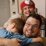 Wayne Jonelunas's Instagram, Twitter & Facebook