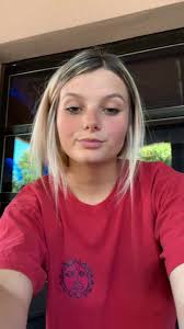 Caitlin Tinsley's Instagram, Twitter & Facebook