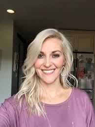 Got my hair pretty today. Thank you Ashlee Hess at Splish splash. I love my  BNI chapter. It is so nice to work with people you like. 💕