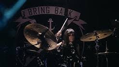 Yunanca bilseydim şarkının sözlerini yazacaktım :) bu şarkıyı hülya avşar'da yorumlamıştı. Eleni Nota Drums Youtube
