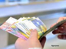 Convertorul franc elvețian/euro este furnizat fără nicio garanție. Una Dintre Cele Mai Puternice Monede Din Lume Se DepreciazÄƒ Spectaculos Francul ElveÈ›ian DepÄƒÈ™eÈ™te Pragul De 1 2 UnitÄƒÈ›i Pentru Un Euro Incont Stirileprotv Ro