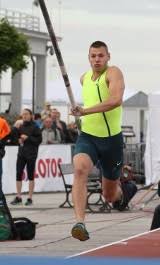 Robert sobera i piotr lisek skoczyli po 5,70, a paweł wojciechowski 5,60. Lekkoatletyka Skok O Tyczce Artykuly Gdansk Nasze Miasto