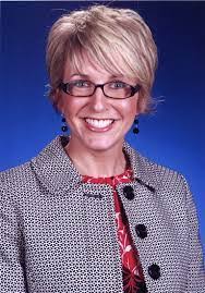 Ellie Labbe's Instagram, Twitter & Facebook