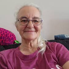 I was rearranging my plants, and this thing almost killed me. I'm from  Massachusetts just moved to Virginia and never in my 51 years have I seen  anything like this. HELP. I