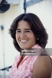 12 188 photos et images haute résolution de Blanche Lopez