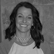 Alice Krug's Instagram, Twitter & Facebook