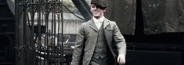 Энтони бирн, колм маккарти, тим милантс и др. Peaky Blinders John Shelby Gif Peakyblinders Johnshelby Discover Share Gifs