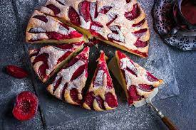 È una cucina, per molti versi, legata alla cultura contadina ma, come d'altronde facile da immaginare per un territorio circondato da 3 lati dal mare, fortemente legata alla tradizione marinara. Ricetta Torta Di Prugne Non Sprecare