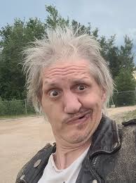 I've been playing ddv now for 2 years since day 1 almost. I have seen my  fair share of bugs but yet I still play. I am disabled and in chronic pain