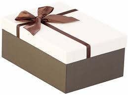 3 Paquets Cadeaux Avec Boucle Brune Pearl Fr L'avant gardiste t'a préparé la crème du cadeau original ! 3 paquets cadeaux avec boucle brune