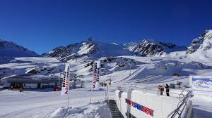 The area with its beautiful valleys pitztal and oetztal ranges from 830 m (imst) to 3,340 m asl (sölden glaciers). Kogel Route Im Skitouren Park Am Pitztaler Gletscher