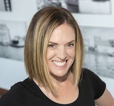 Kimberly Whitehouse's Instagram, Twitter & Facebook