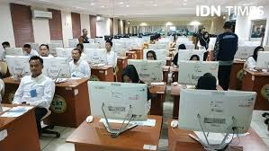 Perlu diketahui bahwa pendaftaran pegawai pemerintah dengan perjanjian kerja (pppk) tidak dilakukan melalui prosedur penerimaan cpns. Mau Daftar Cpns 2021 Ini Panduan Cara Dan Persyaratannya