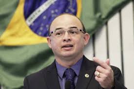 Sérgio Aguiar anuncia equipamentos para minimizar efeitos da seca no CE