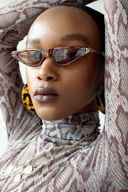 MUNA — MAEVA KOMENAN