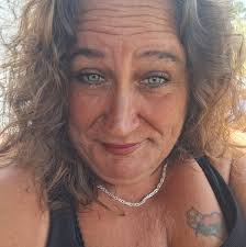 Who are reliable landscapers in Panama City Beach, FL?